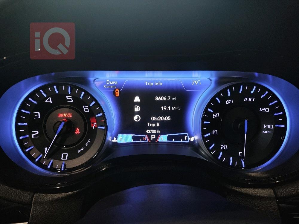 كرايسلر 300